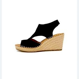 NIB! Susina Black suede Wedge Sandals size 10